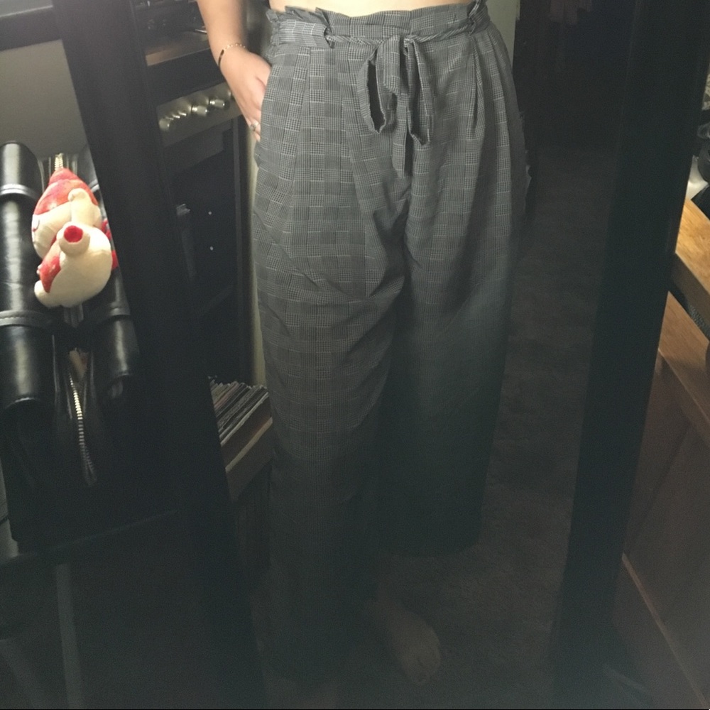 Paper bag waist houndstooth pants